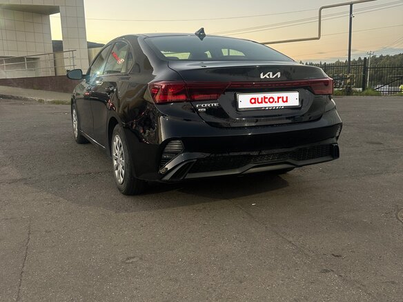 2023 Kia Forte III Рестайлинг, чёрный, 1600000 рублей - вид 5