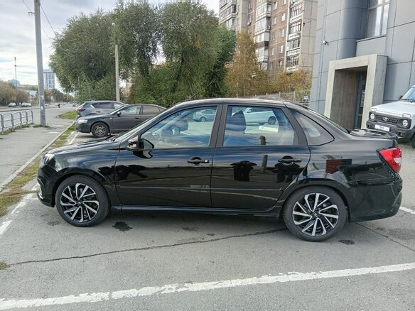 2026 Lada (ВАЗ) Granta Sport I Рестайлинг, чёрный, 1637000 рублей - вид 14