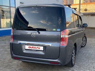 2013 Honda Stepwgn IV Рестайлинг, серый, 1290000 рублей, вид 5