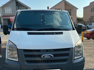 2010 Ford Transit, белый, 1500000 рублей, вид 2