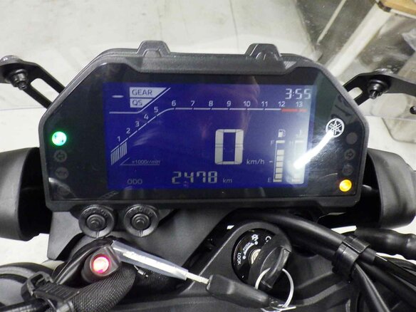 2025 Yamaha MT-03, белый, 665000 рублей - вид 9
