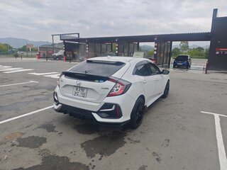 2020 Honda Civic X Рестайлинг, белый, 1850000 рублей, вид 3