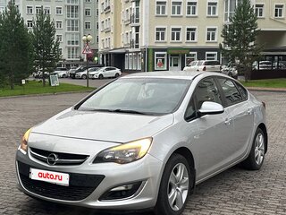 2013 Opel Astra J Рестайлинг, серебристый, 850000 рублей, вид 1
