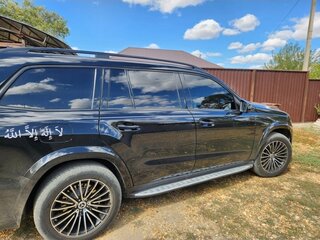 2018 Mercedes-Benz GLS 450 I (X166), чёрный, 4000000 рублей, вид 2