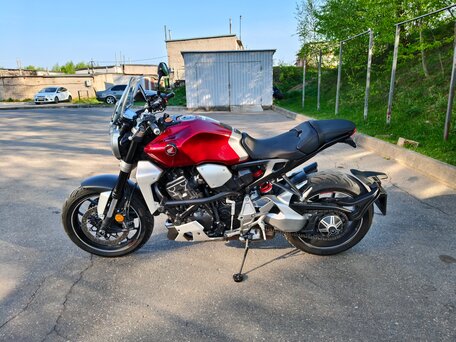 2019 Honda CB 1000R, красный, 950000 рублей, вид 1