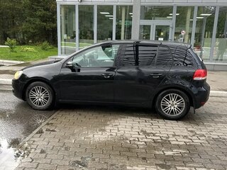 2012 Volkswagen Golf VI, чёрный, 720000 рублей, вид 2