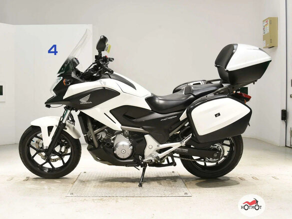 2013 Honda NC 700X, белый, 630000 рублей - вид 12