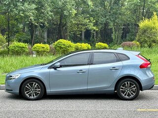 2019 Volvo V40 II Рестайлинг, голубой, 1040000 рублей, вид 5
