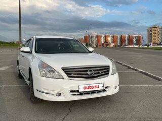 2013 Nissan Teana II (J32) Рестайлинг, белый, 955500 рублей, вид 4