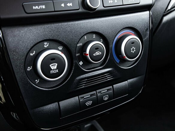 2026 Lada (ВАЗ) Granta I Рестайлинг, белый, 1310000 рублей - вид 17