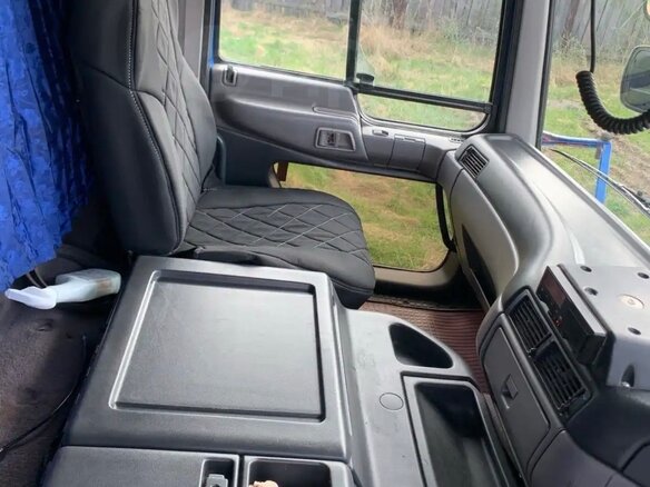 1993 Hino Profia, синий, 1550000 рублей - вид 7