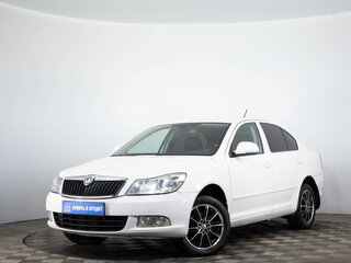 2013 Skoda Octavia II (A5) Рестайлинг, белый, 779000 рублей, вид 3
