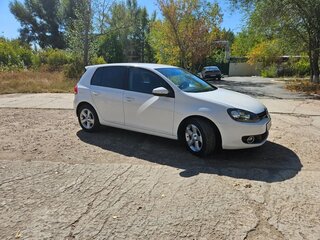 2010 Volkswagen Golf VI, белый, 850000 рублей, вид 4