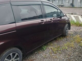 2011 Honda Freed I Рестайлинг, красный, 1120000 рублей, вид 4