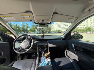 2020 Land Rover Discovery Sport I Рестайлинг, чёрный, 2850000 рублей, вид 4