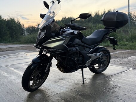 2024 CFMoto 700MT, чёрный, 549000 рублей, вид 2