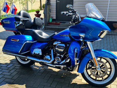 2018 Harley-Davidson Road Glide Limited, синий, 1590000 рублей, вид 2