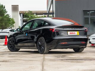 2025 Tesla Model 3 Long Range I Рестайлинг, чёрный, 8366500 рублей, вид 4
