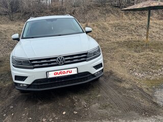 2018 Volkswagen Tiguan II, белый, 2700000 рублей, вид 4