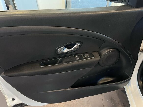 2014 Renault Fluence I Рестайлинг, белый - вид 18