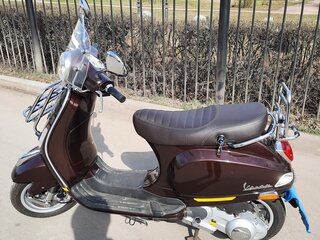 2012 Piaggio Vespa, коричневый, 370000 рублей, вид 2
