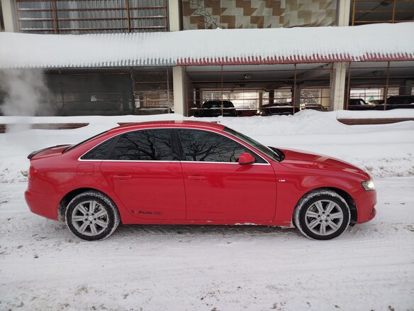 2010 Audi A4 IV (B8), красный, 875000 рублей - вид 3