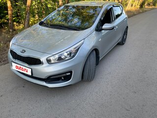 2016 Kia Ceed II Рестайлинг, серебристый, 1149000 рублей, вид 3