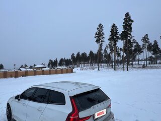 2020 Volvo V60 Cross Country II, белый, 4550000 рублей, вид 4