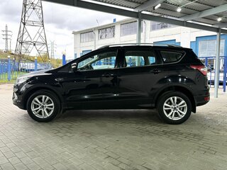 2017 Ford Kuga II Рестайлинг, чёрный, 1799000 рублей, вид 2