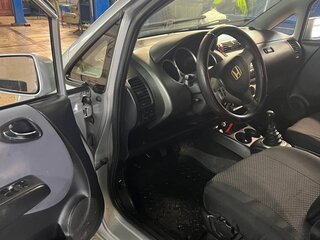 2006 Honda Jazz I Рестайлинг, серебристый, 343000 рублей, вид 2