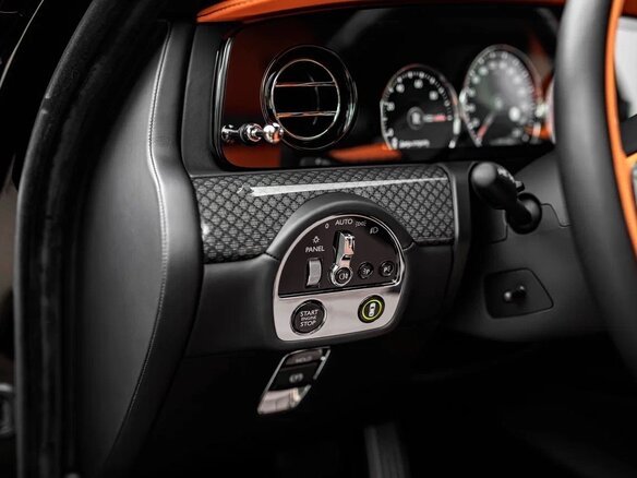 2023 Rolls-Royce Ghost Black Badge II (Series I), чёрный, 33000000 рублей - вид 26