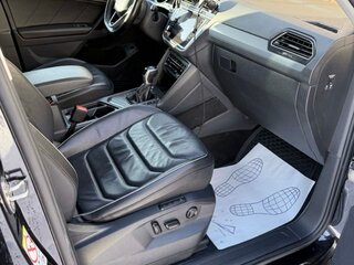 2021 Volkswagen Tiguan II Рестайлинг, чёрный, 2790000 рублей, вид 5