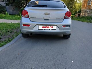 2012 Chevrolet Cruze I, серебристый, 725000 рублей, вид 3
