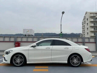 2018 Mercedes-Benz CLA 180 I (C117, X117) Рестайлинг, белый, 1425000 рублей, вид 2