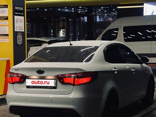 2012 Kia Rio 4-speed III, белый, 1100000 рублей, вид 1
