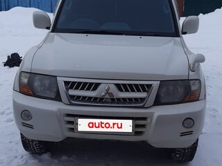2004 Mitsubishi Pajero III Рестайлинг, белый, 1200000 рублей, вид 3