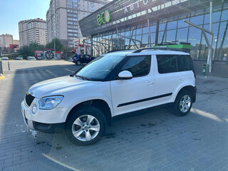 2013 Skoda Yeti I, белый, 800000 рублей, вид 3