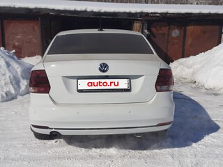 2019 Volkswagen Polo V Рестайлинг, белый, 1800000 рублей, вид 4