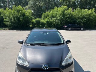 2016 Toyota Aqua I Рестайлинг, серый, 990000 рублей, вид 3