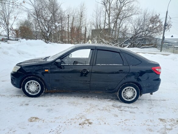 2014 Lada (ВАЗ) Granta I, чёрный, 390000 рублей - вид 1