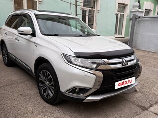2016 Mitsubishi Outlander III Рестайлинг 2, белый, 2850000 рублей, вид 2