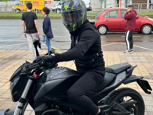 2019 Bajaj Dominar 400, чёрный, 395000 рублей