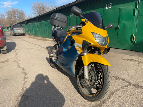 1999 Honda CBR 600F, жёлтый, 290000 рублей, вид 1