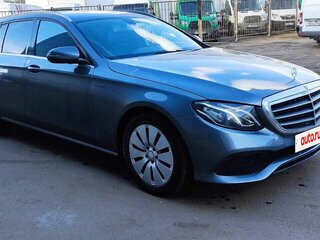 2019 Mercedes-Benz E-Класс 220 d V (W213, S213, C238), серый, 2797777 рублей, вид 4