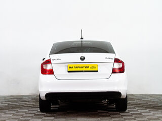 2018 Skoda Rapid I Рестайлинг, белый, 689000 рублей, вид 5