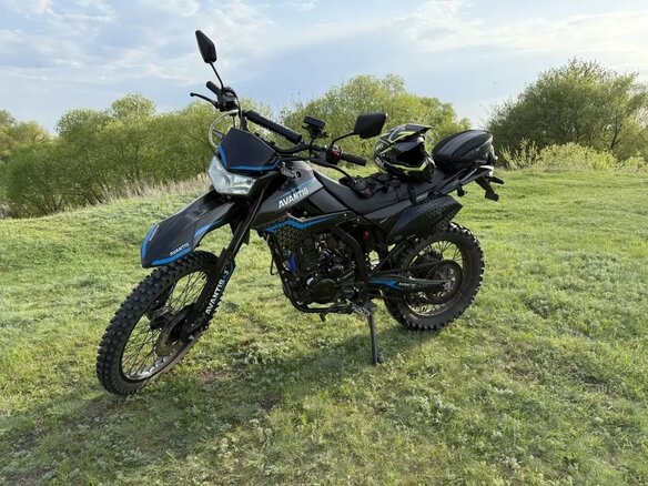 2022 Avantis LX300, синий, 134000 рублей