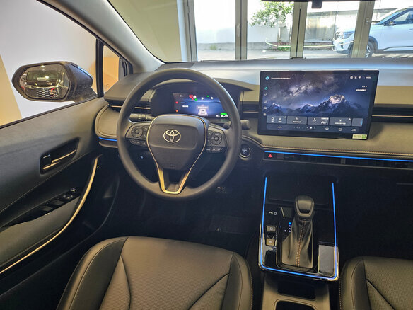 2026 Toyota Corolla XII (E210) Рестайлинг 2, чёрный, 3450000 рублей - вид 16