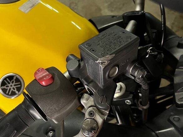 2009 Yamaha XJ6 (FZ6R), жёлтый, 550000 рублей - вид 9