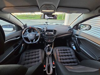 2017 Lada (ВАЗ) Vesta I, белый, 700000 рублей, вид 4