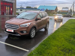 2016 Ford Kuga II Рестайлинг, коричневый, 1450000 рублей, вид 1
